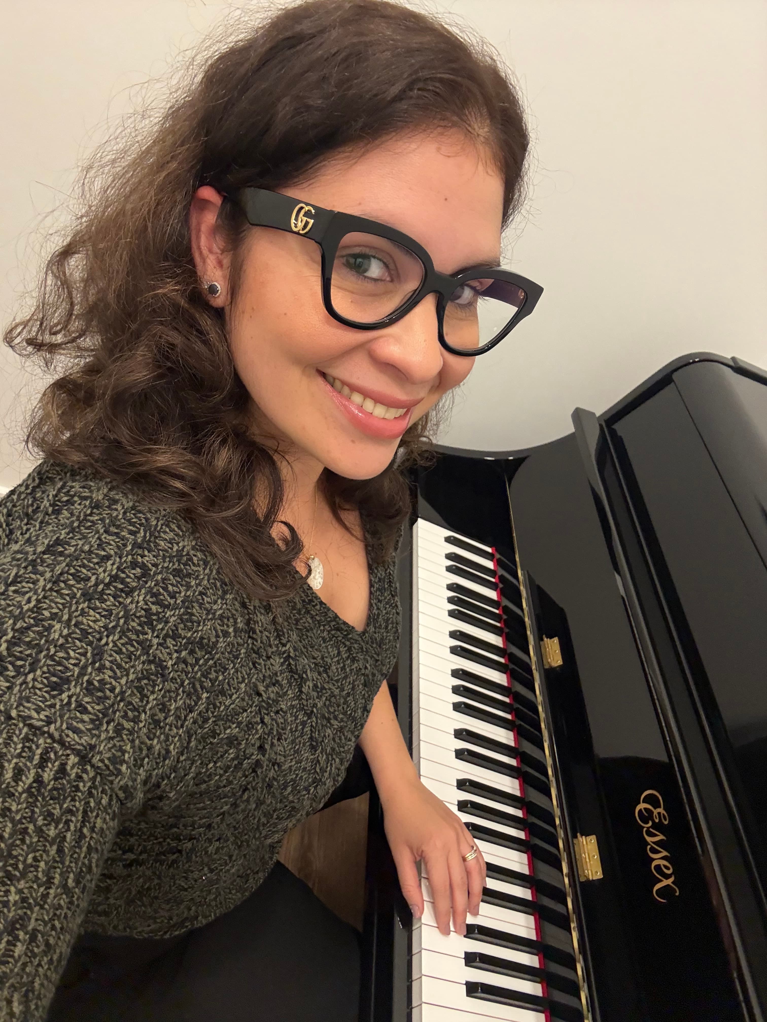 Danae Hoyos - Piano Teacher