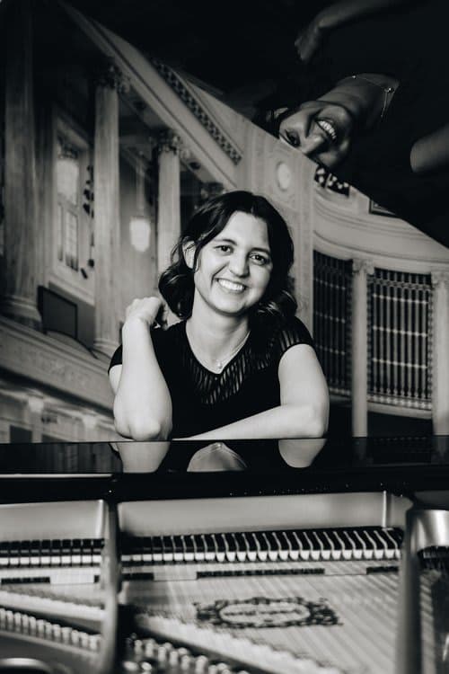 Zhanna Belokopytova - Piano Teacher