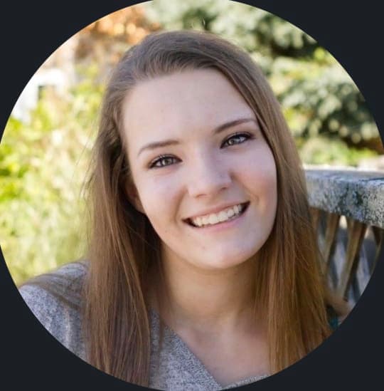 Emma Vickers - Piano Teacher