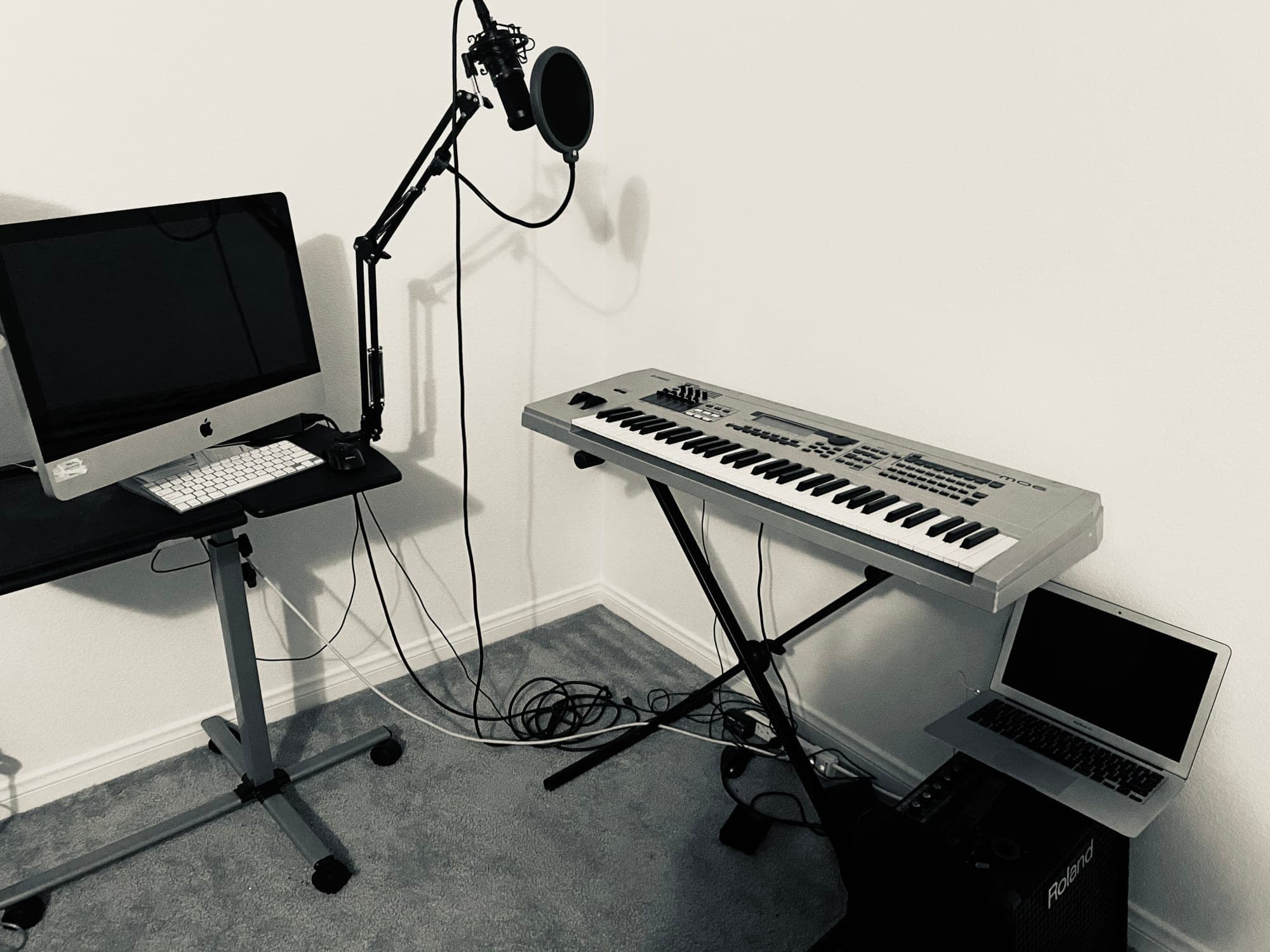 Kelsey Dower's piano studio background