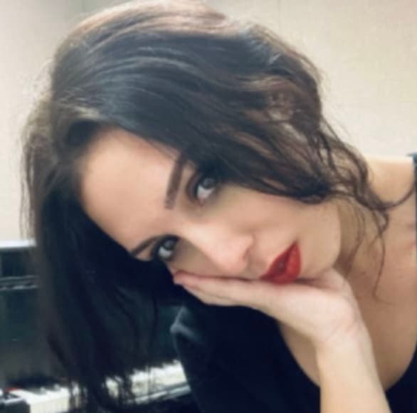 Nadine Satamian - Piano Teacher