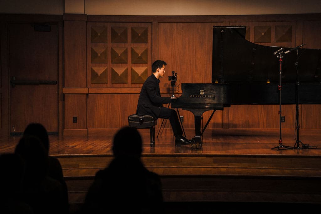 Howard Chen's piano studio background